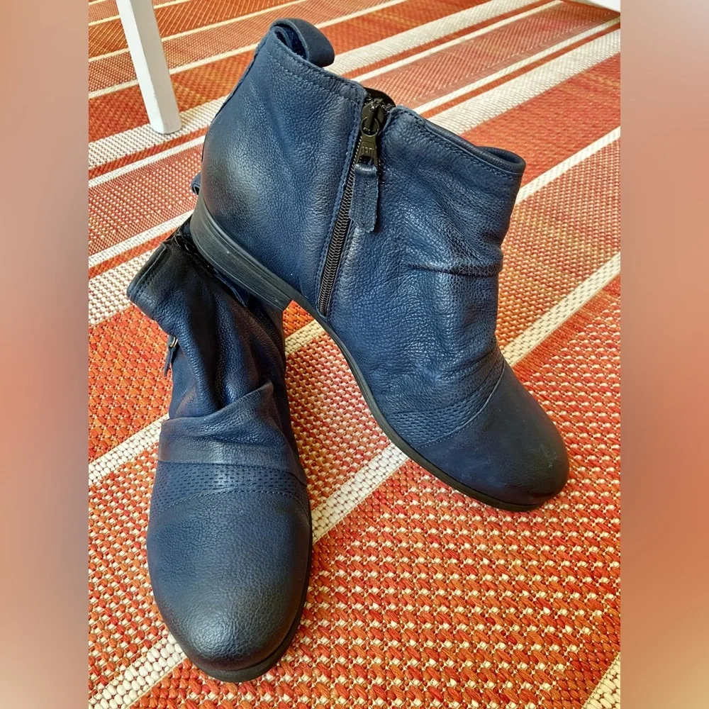Miz Mooz Navy Leather Ankle Booties